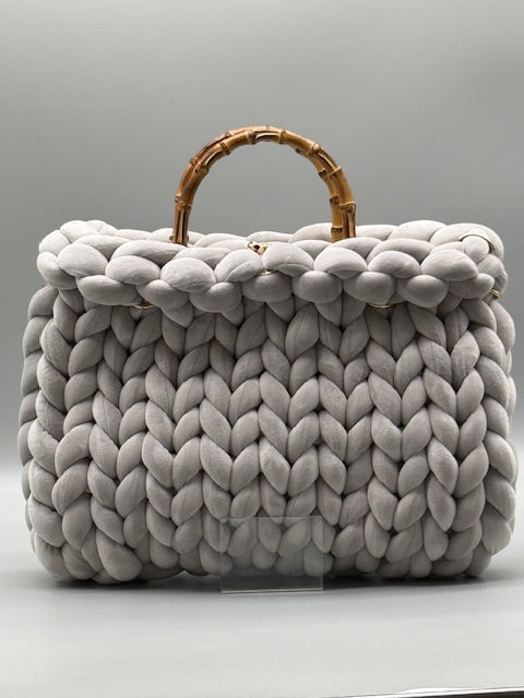 Hera Bag Premium Samt Hellgrau