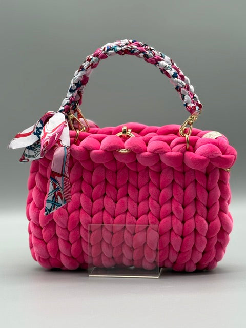 Hera Bag Special Edition Samt in Pink mit geflochtenem Tuchgriff