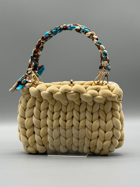 Hera Bag Special Edition Samt in Khaki mit geflochtenem Tuchgriff