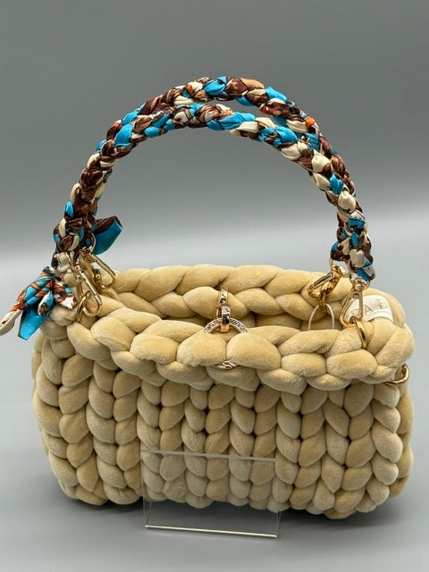 Hera Bag Special Edition Samt in Khaki mit geflochtenem Tuchgriff