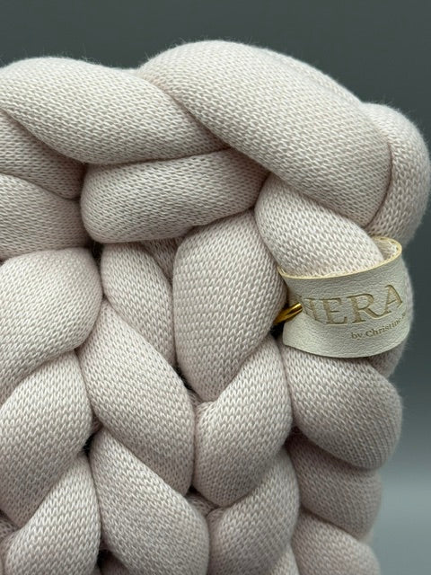 Hera Bag Zierkissen aus Premium Baumwolle in Creme
