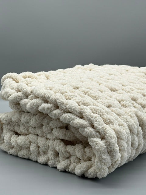 Hera Bag Babydecke aus Chenille in Creme