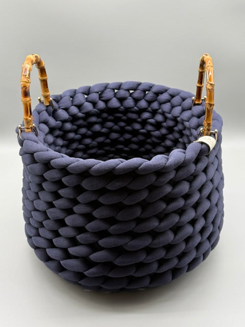 Hera Bag Korb aus Premium Baumwolle in Navy mit Bambusgriffen, Lieferzeit 2-3 Wochen wegen starker Nachfrage