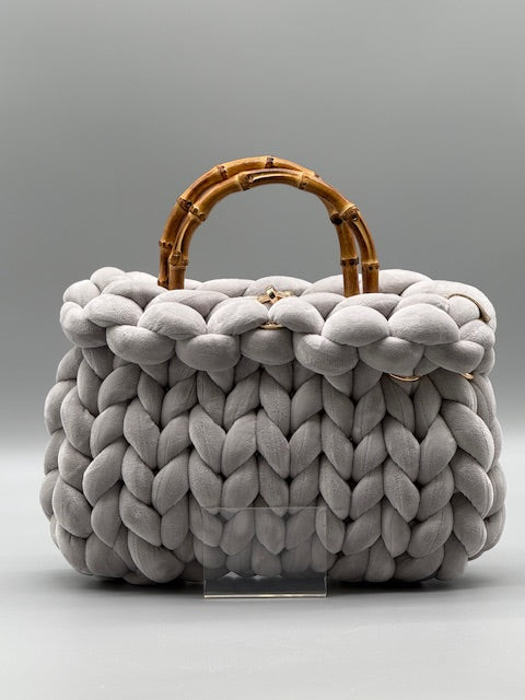 Hera Bag Premium Samt Hellgrau